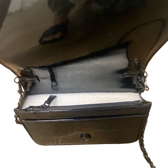 Badgley Mischka sequins crossbody chain straps purse/bag   NWT - Picture 5 of 6